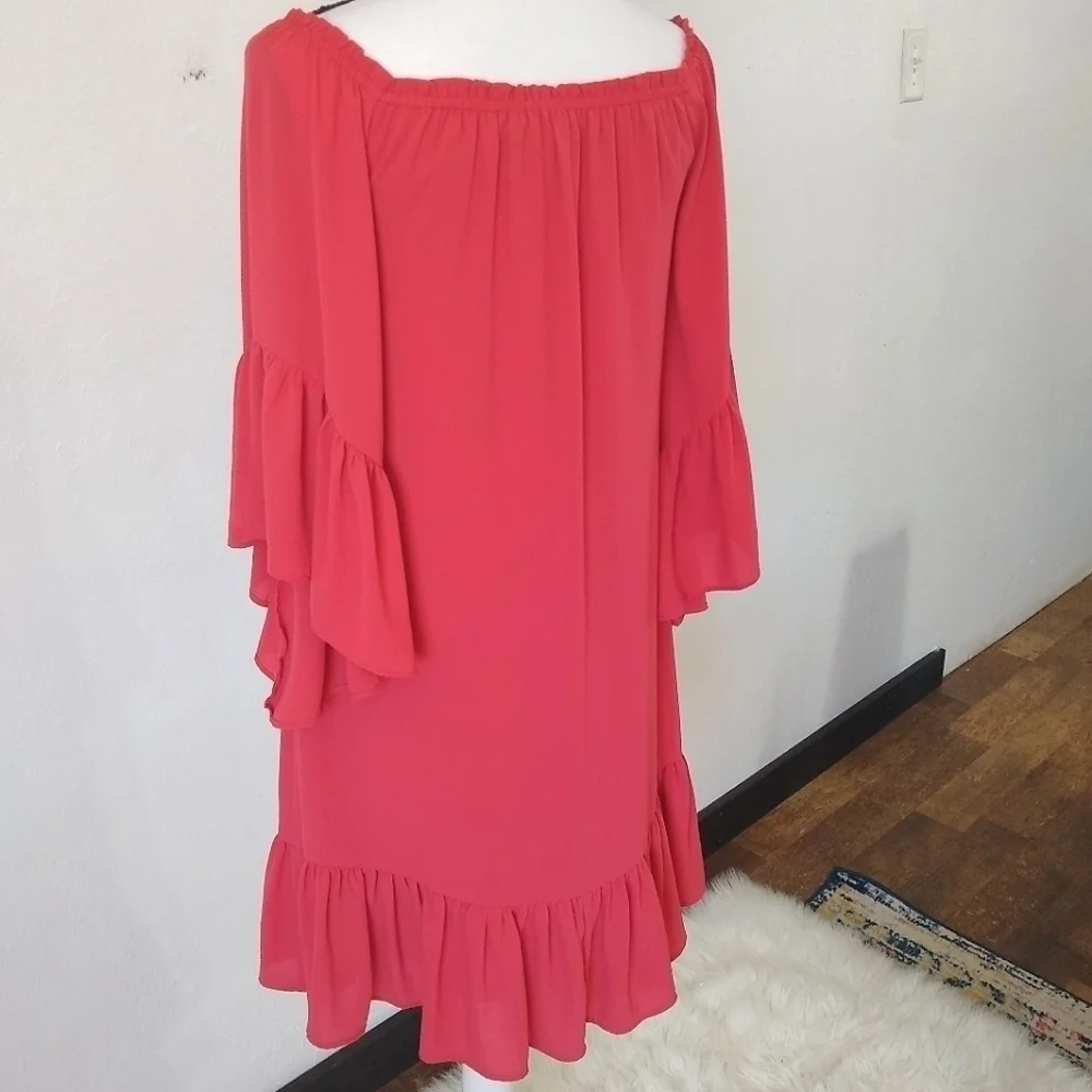 SALE 🛍️ 𝅺WHBM Flutter Sleeves Midi Dress Womens size XS